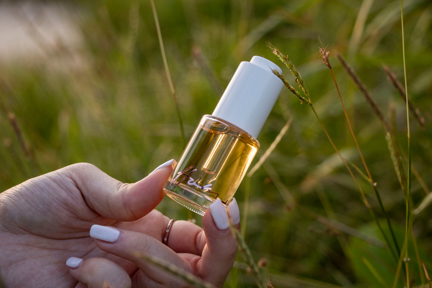 指 • 緣 • 油 Cuticle Oil I 身體護理